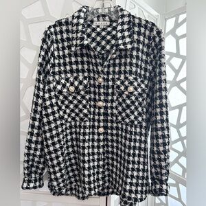 Houndstooth Shacket w/ Pearl Buttons | Chic Fall Layer